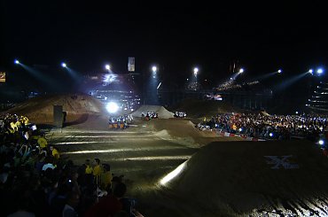 #XFighters #red #bull #SuperSession #warsaw