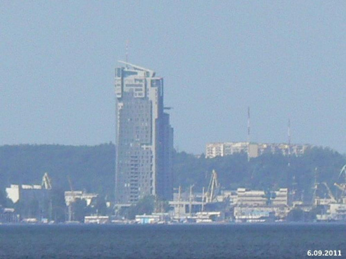 Sea Tower widziany z Mola #Morze