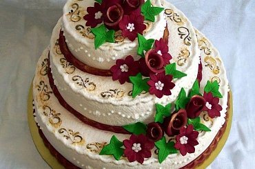 Weselny... #tort #wesele #bordo