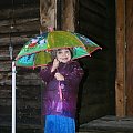 Łucja pod parasolem