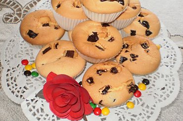 Mufinki biszkoptowe z czekoladą .
Przepisy do zdjęć zawartych w albumie można odszukać na forum GarKulinar .
Tu jest link
http://garkulinar.jun.pl/index.php
Zapraszam. #ciasto #mufinki #deser #słodkości #jedzenie #kulinaria #PrzepisyKulinarne