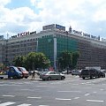 Po długiej wędrówce wracamy na Nowy Świat, budynek dawnego Komitetu Centralnego Polskiej Zjednoczonej Partii Robotniczej przy Rondzie Charles'a de Gaulle'a (skrzyżowanie Alei Jerozolimskich i Nowego Świata). #wakacje #urlop #podróże