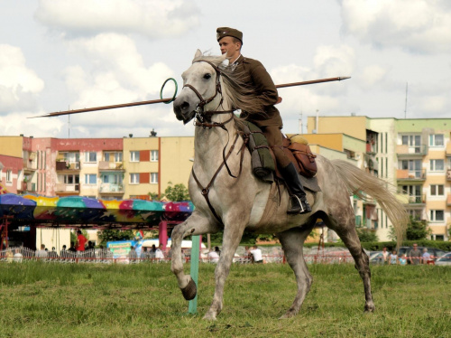 IX Piknik Kawaleryjski w Suwałkach #PiknikKawaleryjski #Suwałki #konie #ułani #kawaleria #lanca