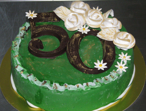 tort na 50 urodziny