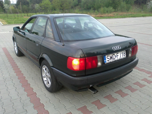 #Audi80B4