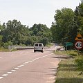 Przepęd bydła - najwyraźniej trwa całą dobę, bo trzeba zwolnić do 40km/h niezależnie od pory dnia. Chociaż ja na zdjęciu żadnego bydła i innej trzody chlewnej nie widzę :p