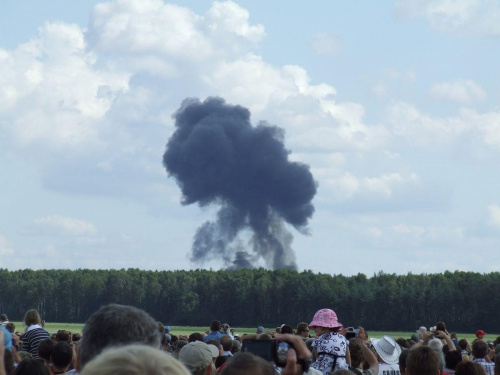 Katastrofa SU27 w Radomiu. Bohaterowie przestworzy idą do nieba w obłokach dymu. #SU27