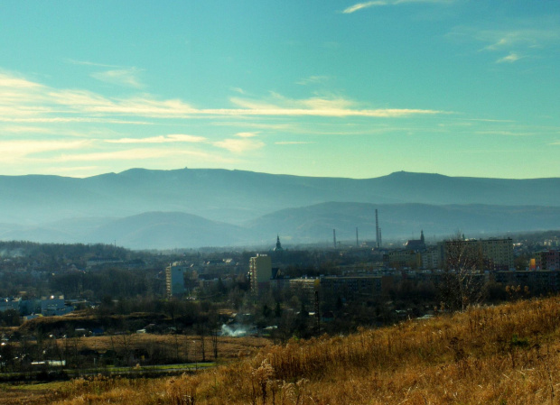 Jelenia Góra widok na Śnieżkę