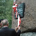Aktu odsłonięcia tablicy pamiątkowej dokonali D-ca 11LDKPanc Paweł Lamla, oraz prezes Zarządu Głównego ZBŻZ i ORWP Adam Rębacz. #Pomnik