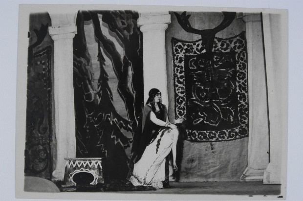 Maria Mirska - Zarembina ( jako Gwinona ) w sztuce " Lilla Weneda " Juliusza Słowackiego w Kamernyj teatr ( Moskwa )_1916 r.