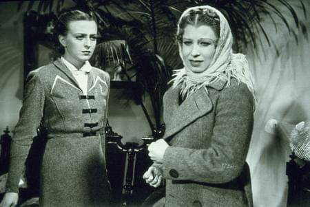 Aktorki Lena Żelichowska ( z prawej ) i Elżbieta Barszczewska, zdjęcia z filmu " Granica "_1938