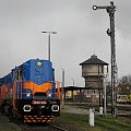 21.11.2008 T448p-046 + T448p-047 spółki TRANSCHEM stoją na żeberku obok stacji i peronu 1