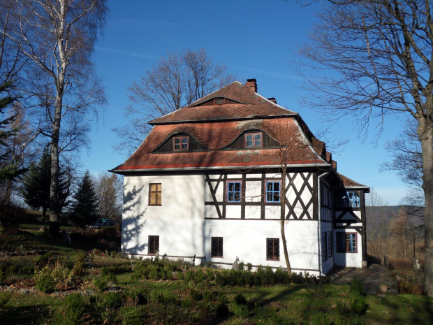 Dwór w Mniszkowie k. Janowic Wielkich zbudowany w 1728 r. #Dwór #Mniszków