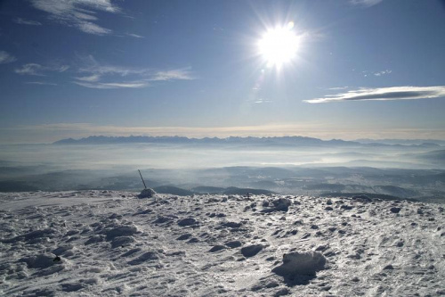 Grzebień na horyzoncie #BabiaGóra #góry #tatry