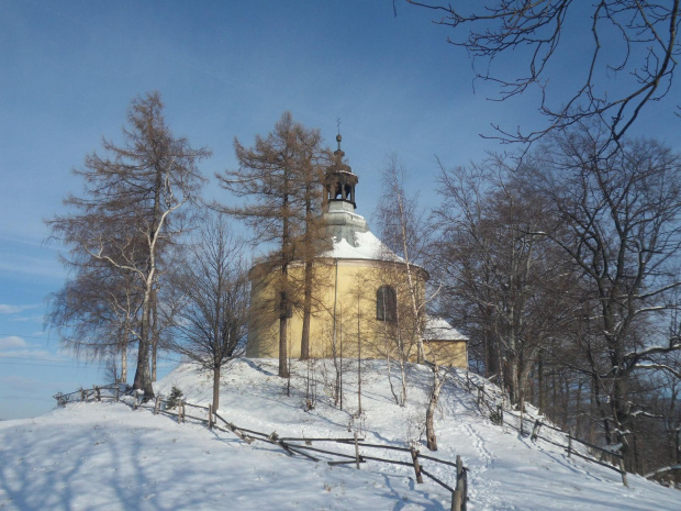 Kaplica św. Anny na kowarskim wzgórzu późnobarokowa w obecnym kształcie z 1772 r. #Kowary #kaplica