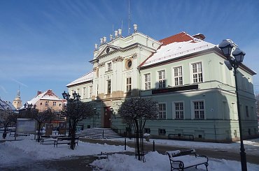 Kowarski ratusz w zimowej szacie #ratusz #kowary