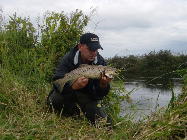 troć z września 2008 - 1,90kg