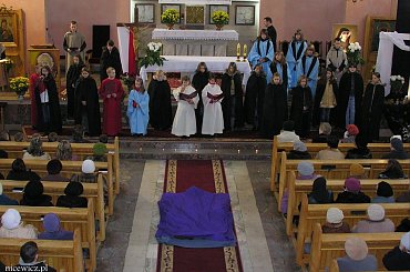 Żywy w naszej pamięci - ks. Jerzy Popiełuszko w rocznicę męczeńskiej śmierci. Montaż słowno - muzyczny w wykonaniu młodzież z Parafii Najświętszego Serca Jezusowego w Koźle w dniu 18-11-2007r #ksiądz #Jerzy #sylwester #kolno #gmina