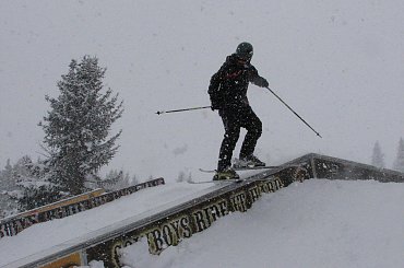 #freeski #freestyle #jib #jiberish #grab #snopwark