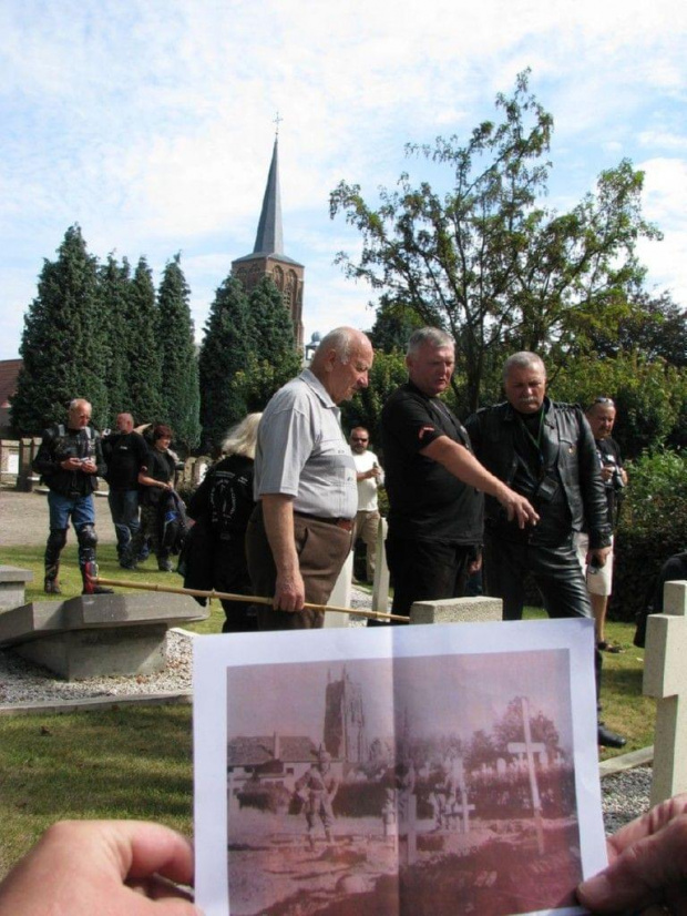 Alphen - cmentarz polskich żołnierzy przy Poolsestraat - ul Polskiej #RajdMaczka #GenerałMaczek