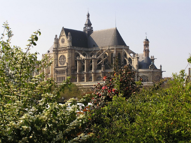 Kościół St.Eustache to świątynia wzorowana na architekturze Notre Dame. Budowano ją ponad 100 lat, a jej wnętrze posiada przepiękny renesansowy wystrój. #Paryż #Francja