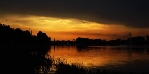 Zachód Słońca nad poznańską Maltą (wiosna 2010) #ZachódSłońca #sceneria #poznań #malta