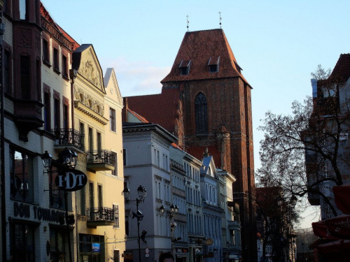 katedra Św.Janów na wieży której znajduje się drugi co do wielkości w Polsce siedmiotonowy dzwon Tuba Dei (Boża Trąba) #Toruń