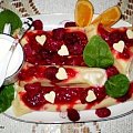 Naleśniki z serem i malinami
Przepisy do zdjęć zawartych w albumie można odszukać na forum GarKulinar .
Tu jest link
http://garkulinar.jun.pl/index.php
Zapraszam. #obiad #naleśniki #SerBiały #maliny #desery #kulinaria #gotowanie #jedzenie